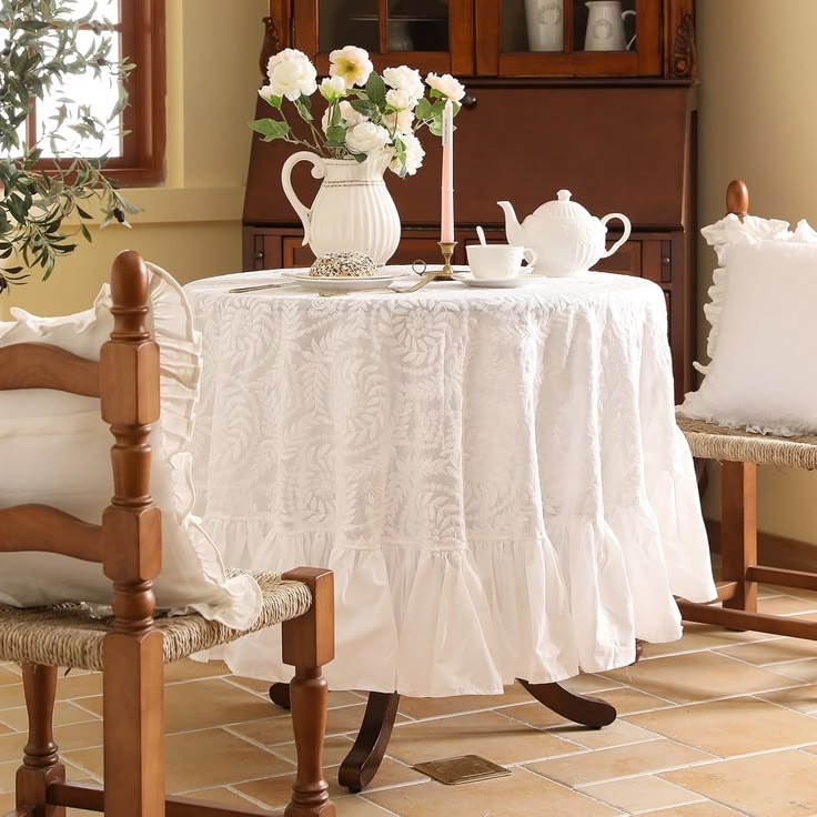 Vintage French Lace Table Cloth